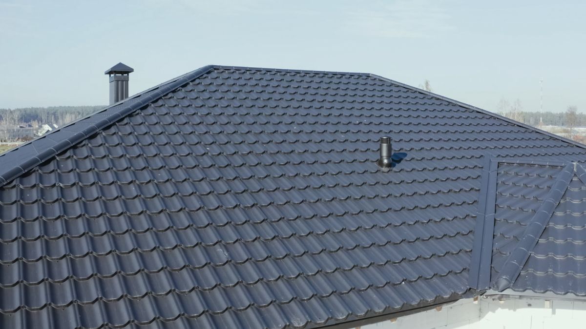 Emergency Commercial Roofing Service in Los Angeles, CA